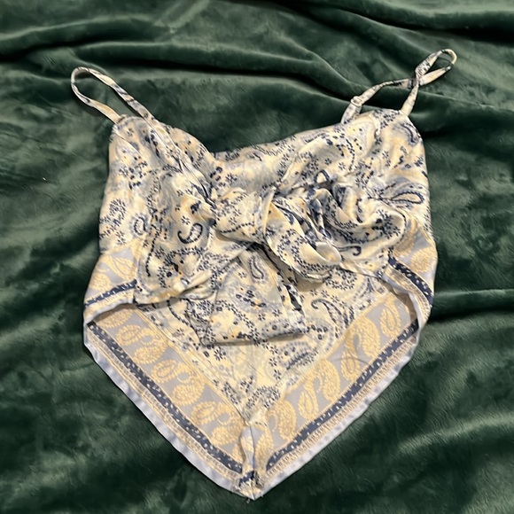 Blue top - Picture 2 of 2